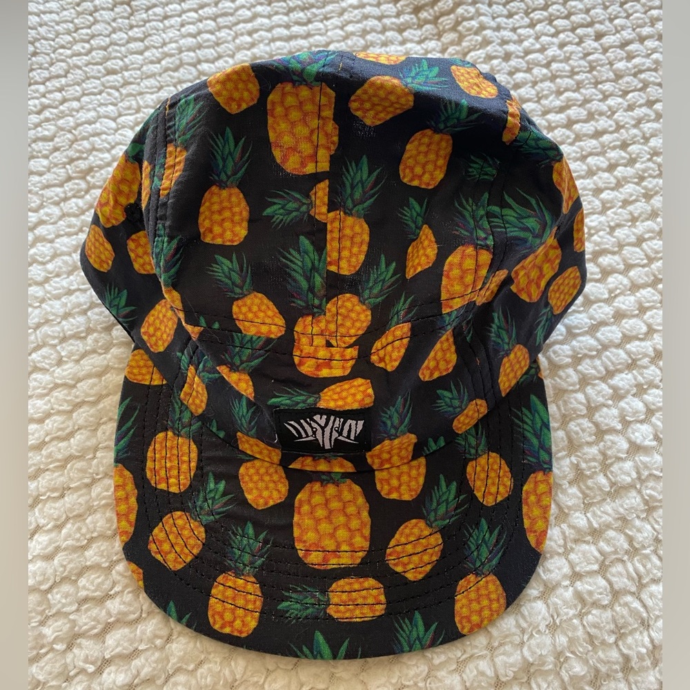 Serengetee Pineapple Hat